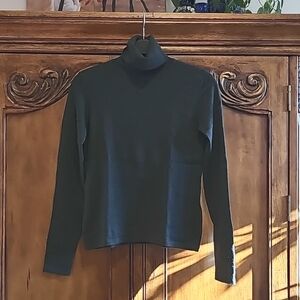 Cshmere turtleneck sweater
